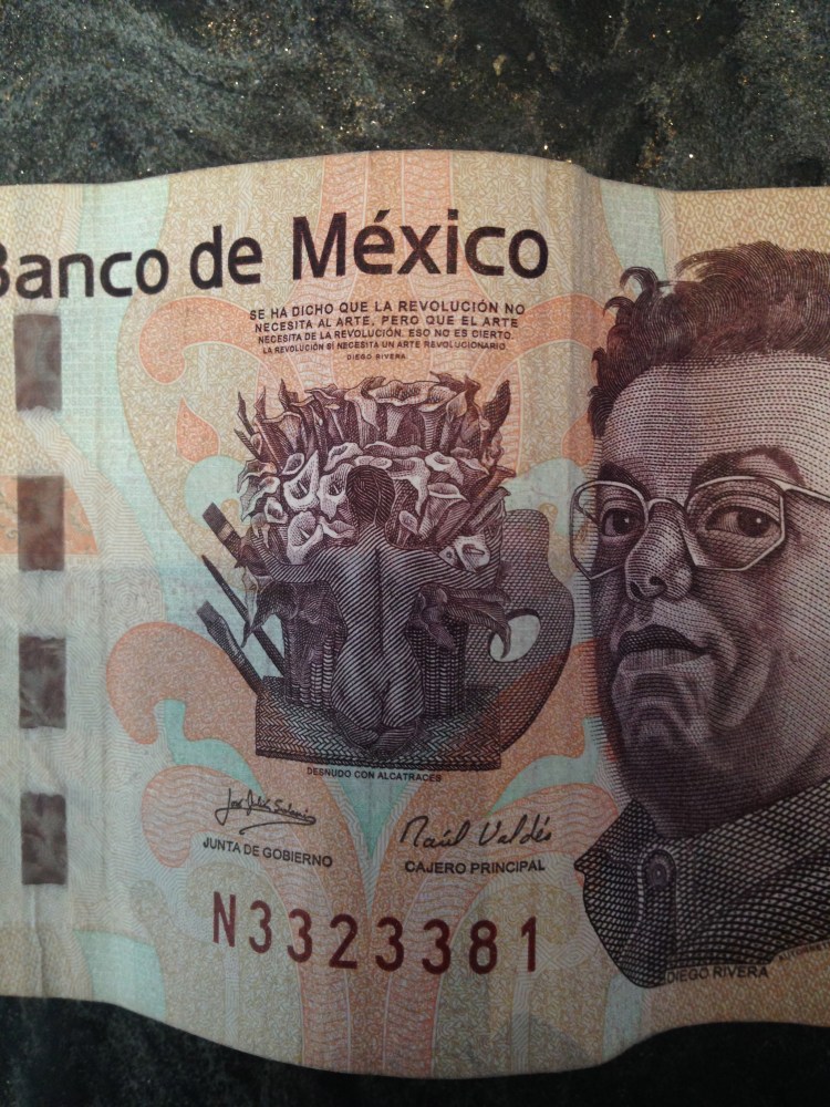 Se ha dicho que la revolución no necesita el arte, pero que el arte necesita la revolución. Eso no es cierto. La revolución sí necesita de un arte revolucionario. --Diego Rivera