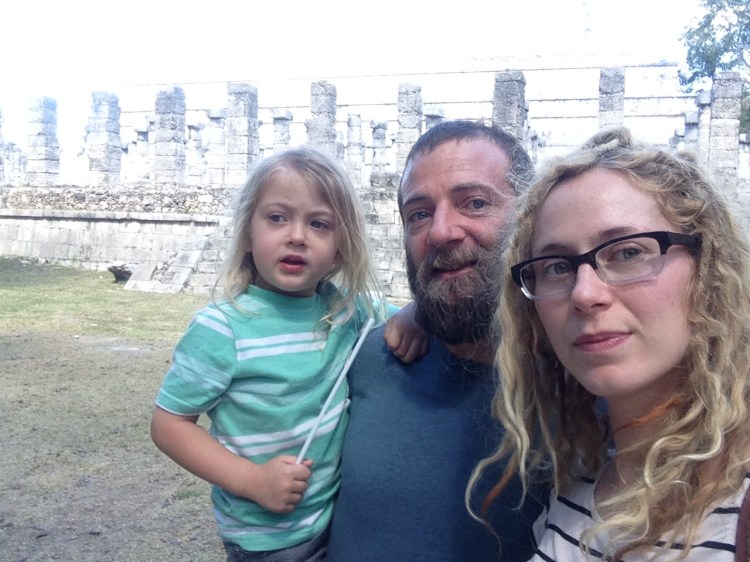 Familia. Standing in front of thousands of pillars. Whoa